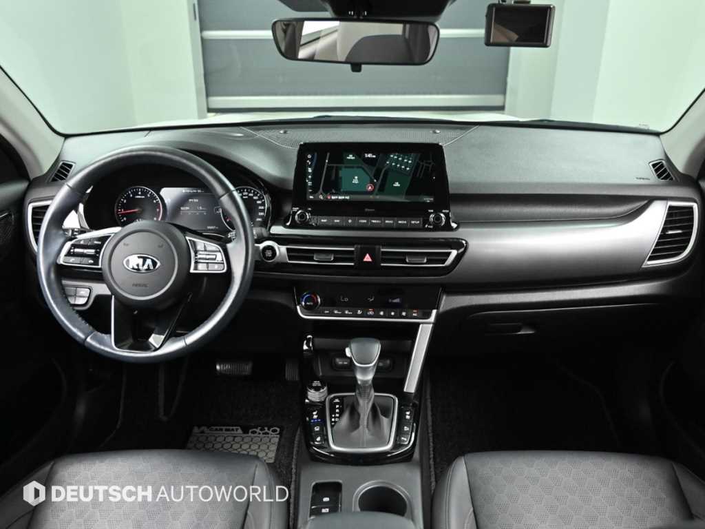 KIA Seltos - Vista 9