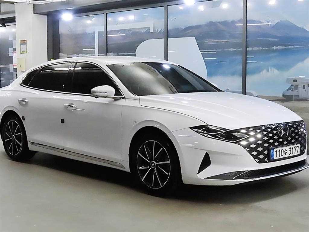 HYUNDAI Grandeur 2022 the color of pearl - Importación desde Corea - HF Imports Iquique - Foto 1