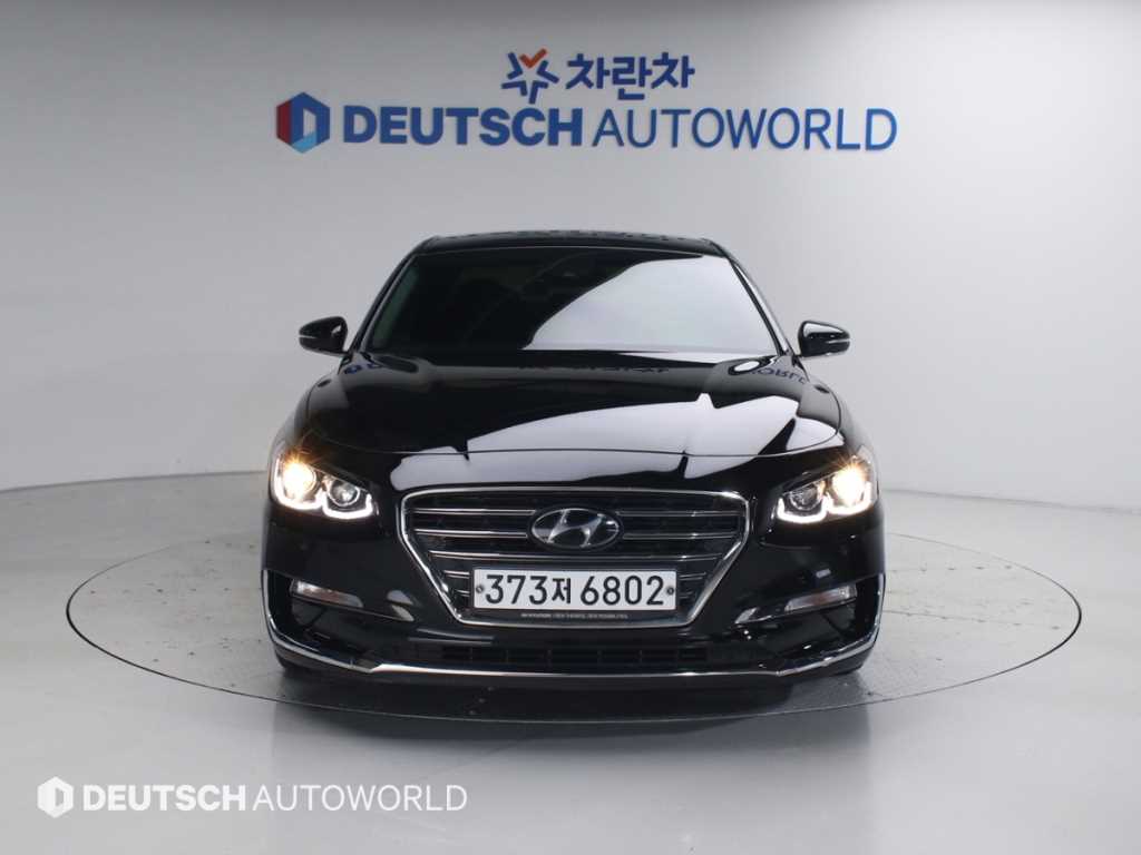 HYUNDAI Grandeur - Vista 3