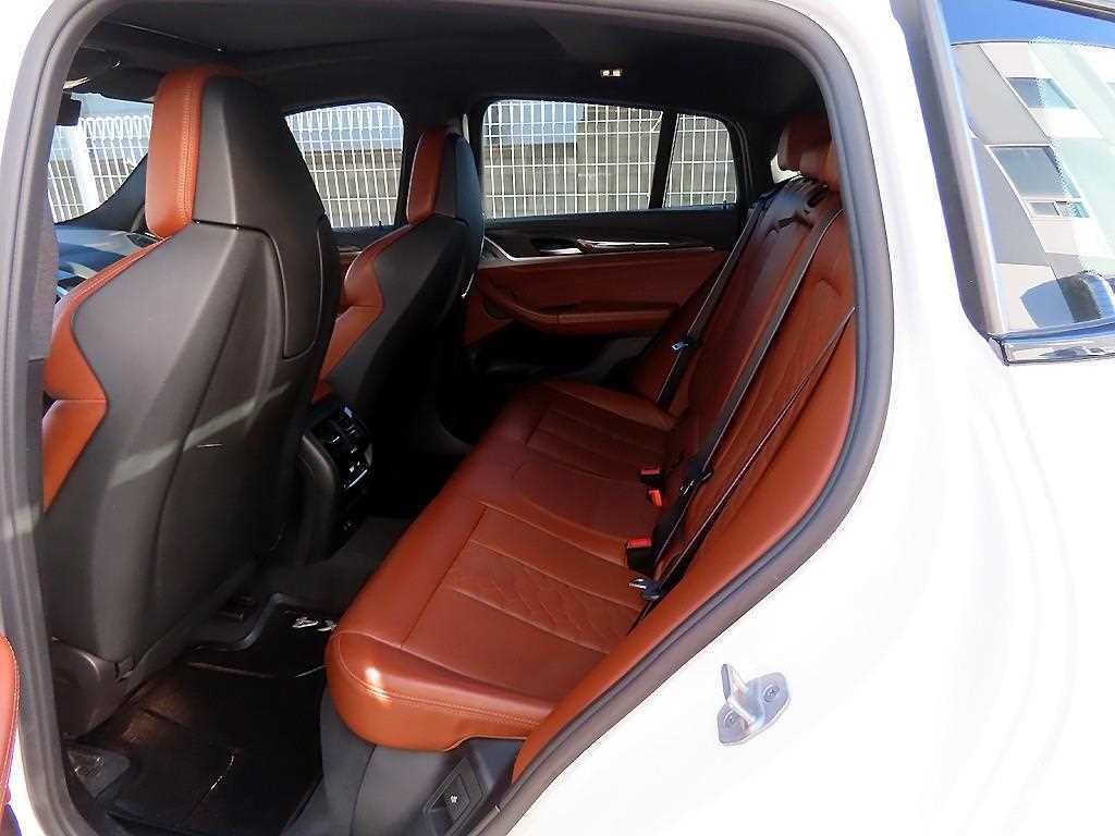 BMW X4M - Vista 8