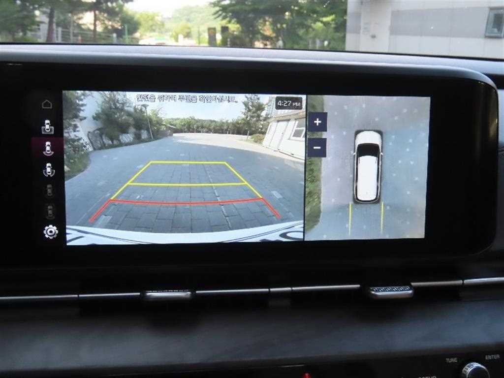 KIA Carnival - Vista 11