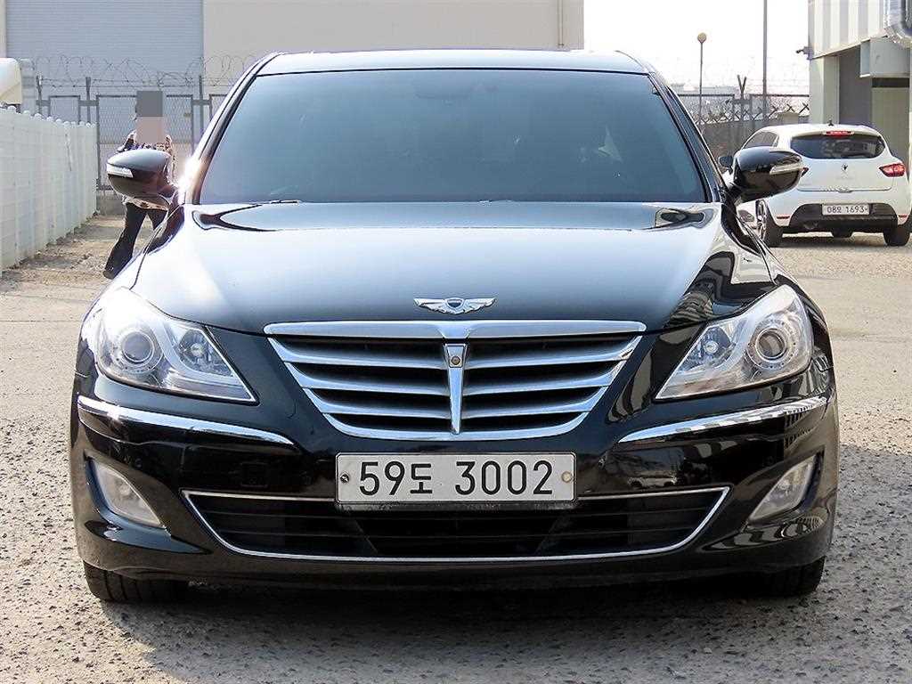 HYUNDAI Genesis 2012 Negro - Importación desde Corea - HF Imports Iquique - Foto 1