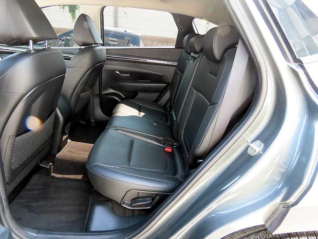 HYUNDAI Tucson - Vista 8