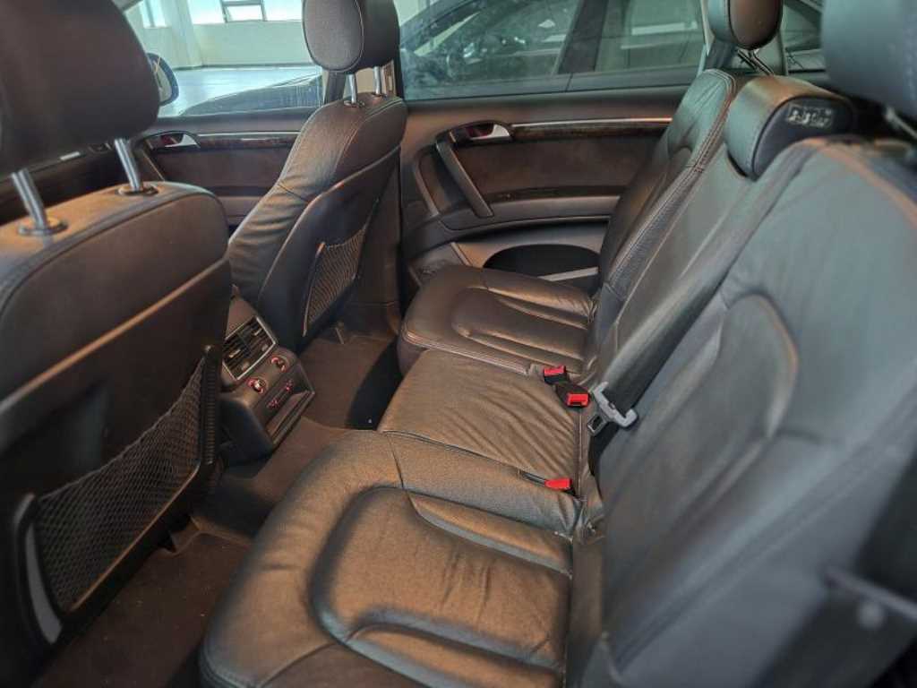 Audi Q7 - Vista 8