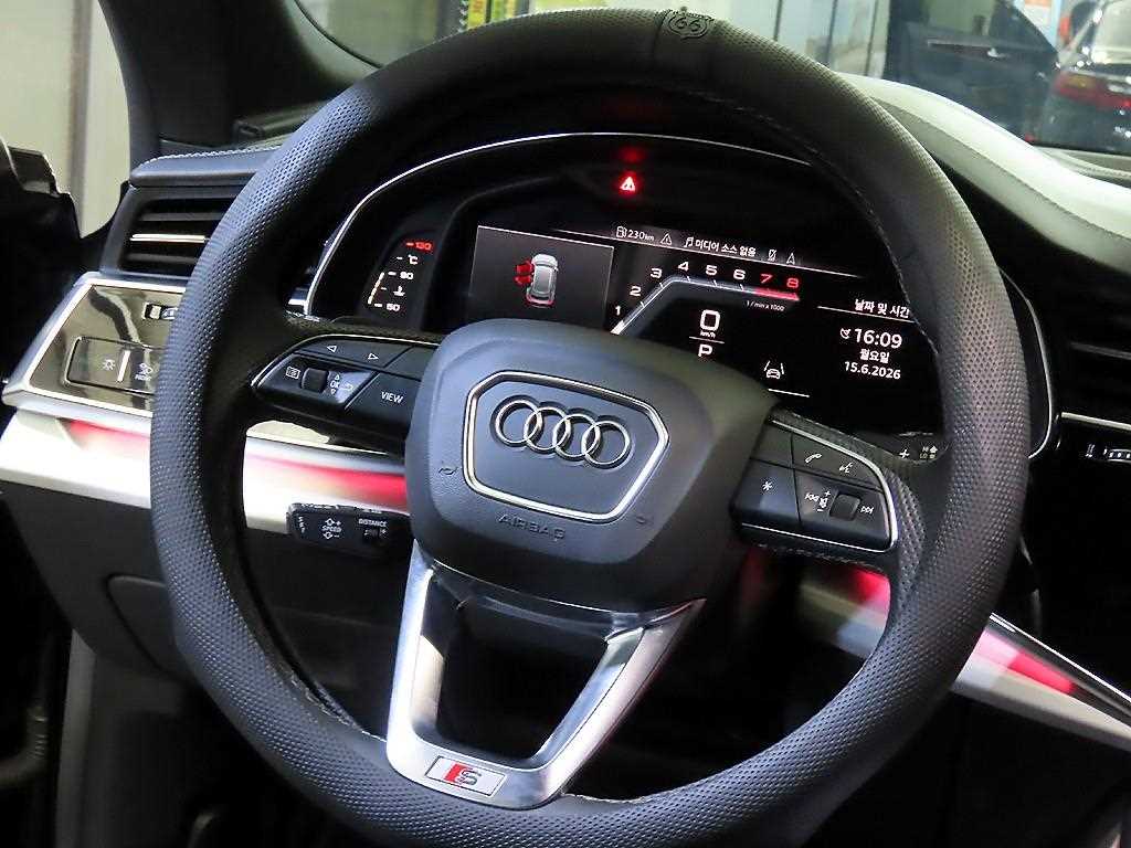 Audi Q8 - Vista 10