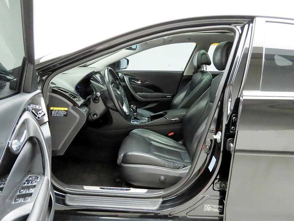 HYUNDAI Grandeur 2014 Negro - Importación desde Corea - HF Imports Iquique - Foto 15