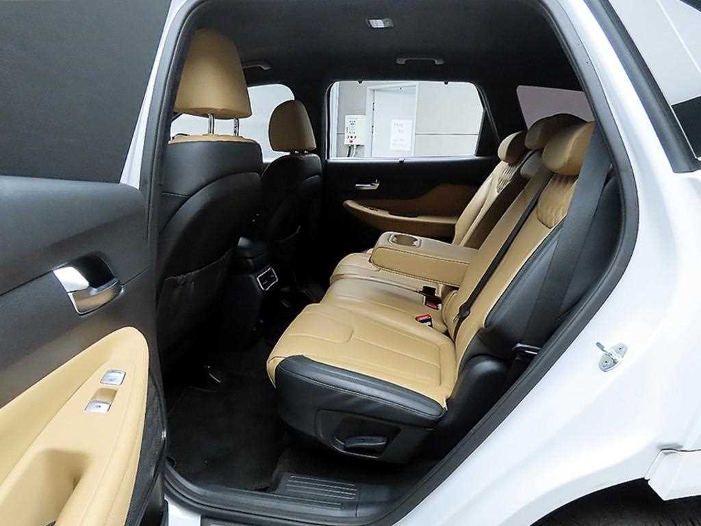 HYUNDAI Santa Fe - Vista 8