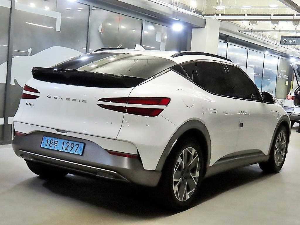 Genesis GV60 - Vista 6