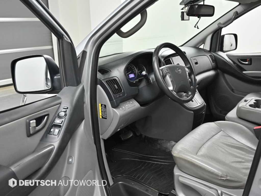 HYUNDAI Starex 2019 Gris - Importación desde Corea - HF Imports Iquique - Foto 13