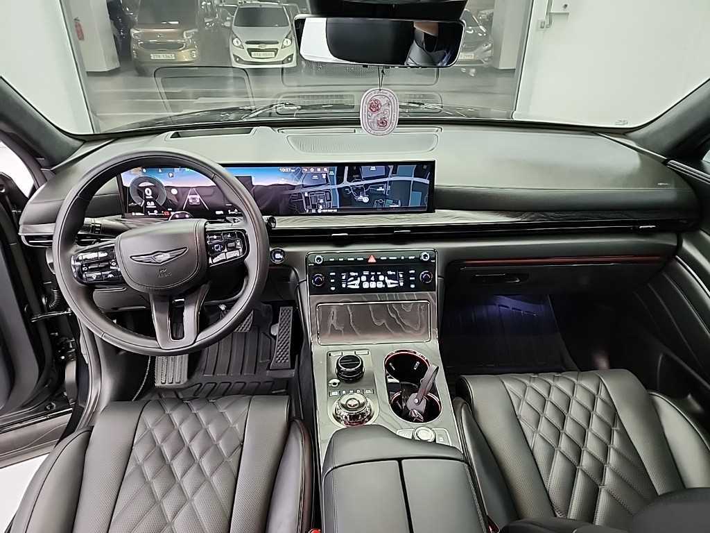 Genesis GV80 - Vista 9
