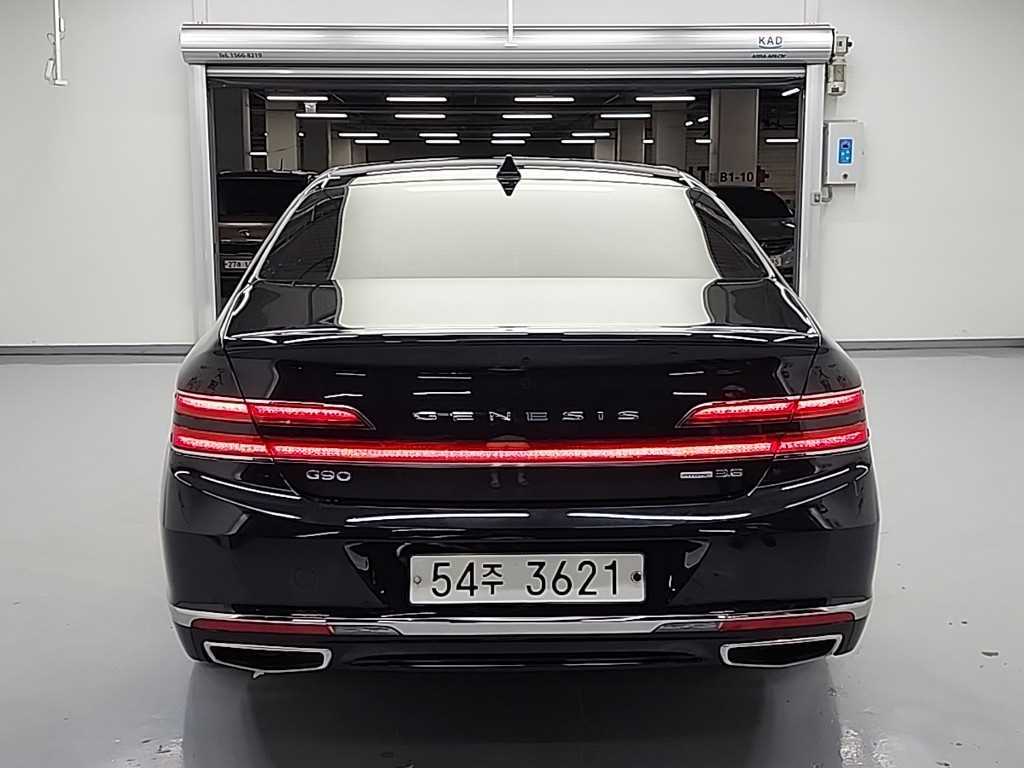 Genesis G90 - Vista 3