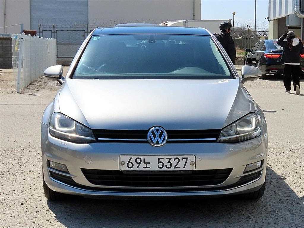 Volkswagen Golf 2013 Gris - Importación desde Corea - HF Imports Iquique - Foto 1