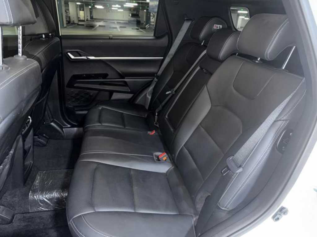 Ssangyong Torres - Vista 9