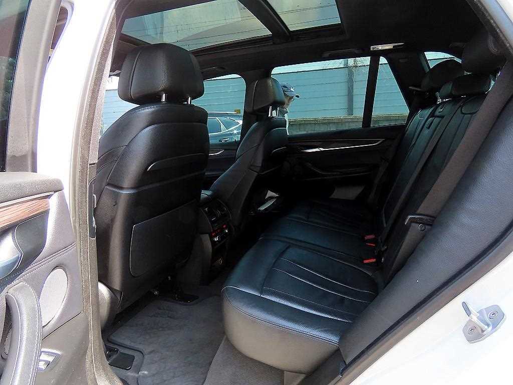 BMW X5 - Vista 8