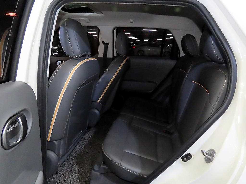 HYUNDAI Casper - Vista 8