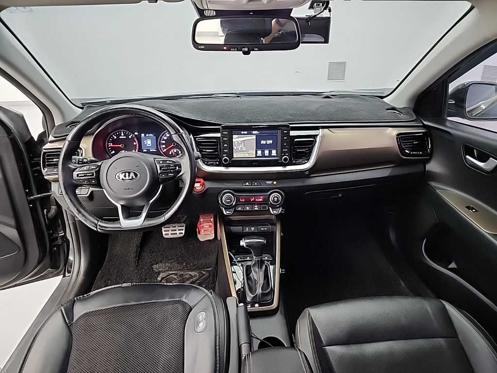 KIA Stonic - Vista 9