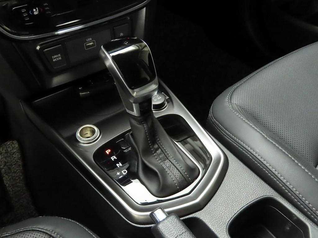 Ssangyong Tivoli - Vista 12