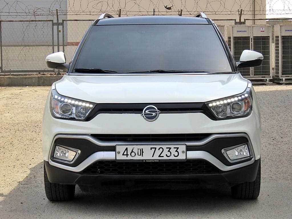 Ssangyong Tivoli 2017 Blanco - Importación desde Corea - HF Imports Iquique - Foto 1