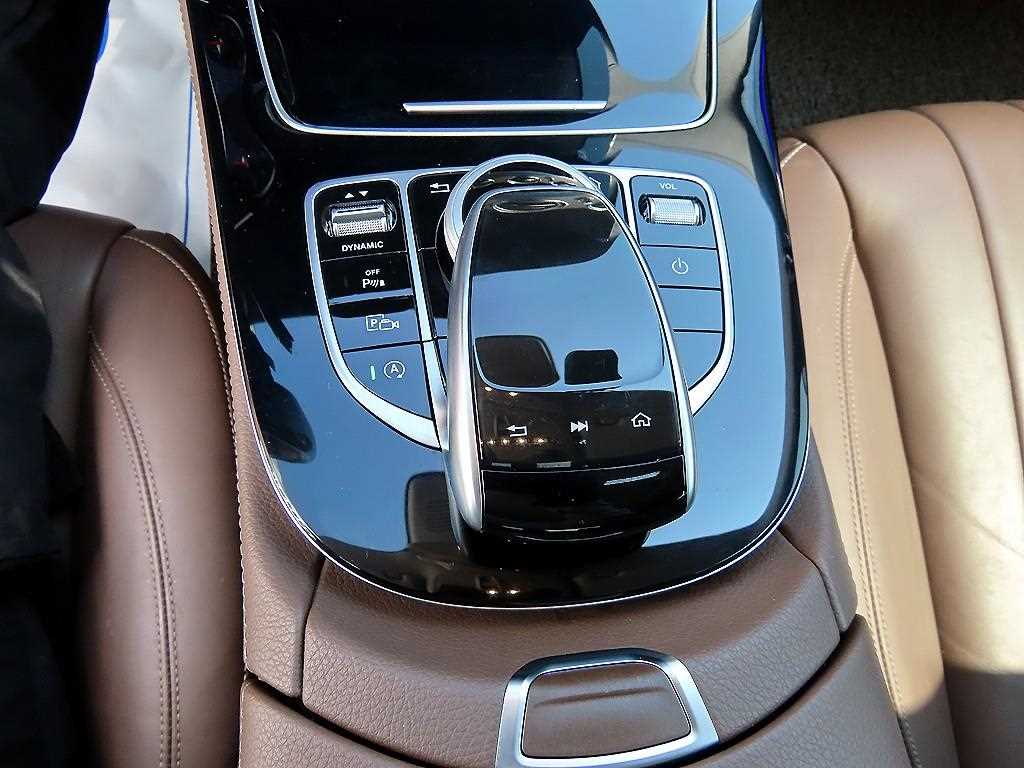 Mercedes Benz E class 2019 Negro - Importación desde Corea - HF Imports Iquique - Foto 16