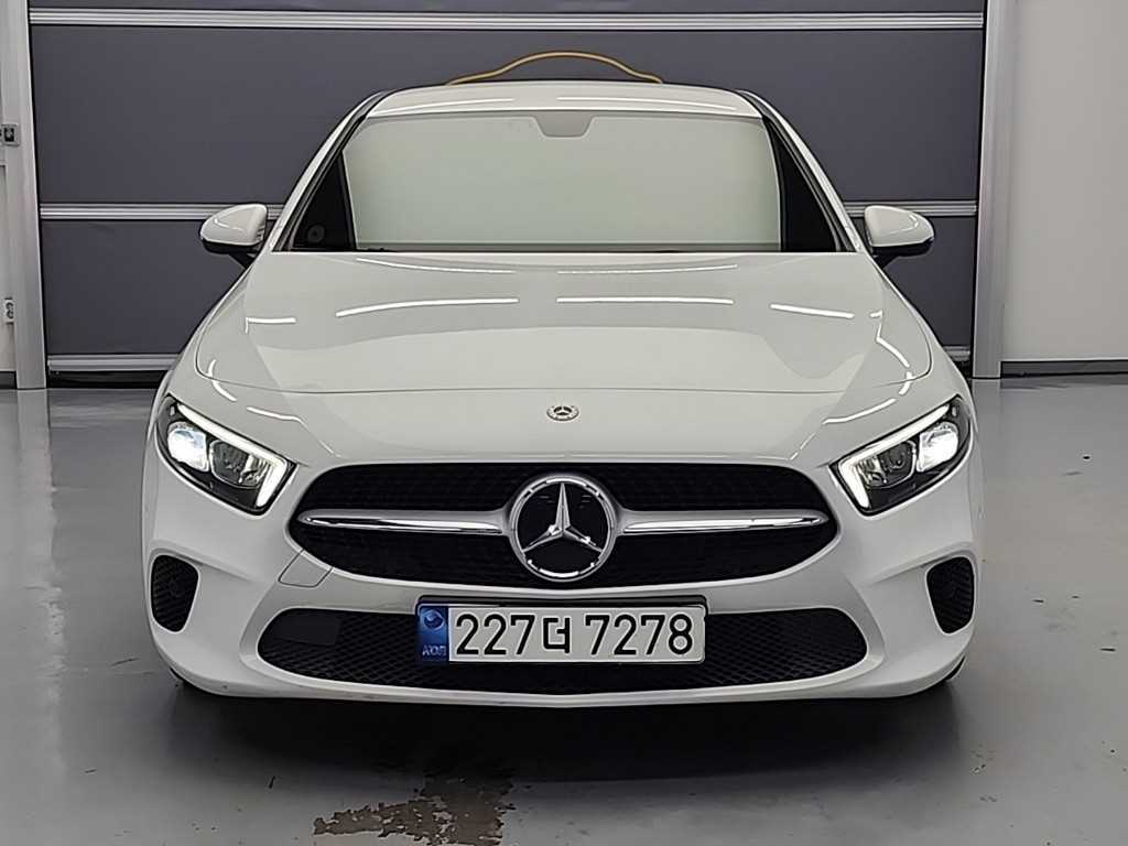 Mercedes Benz A Class - Vista 2