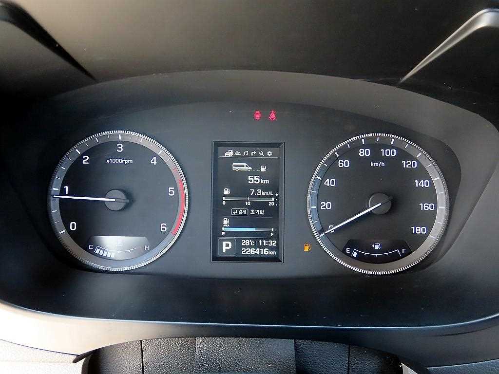 HYUNDAI Solati - Vista 12