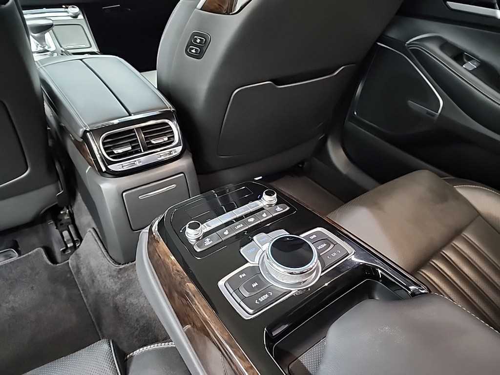 Genesis G90 2019 Negro - Importación desde Corea - HF Imports Iquique - Foto 15