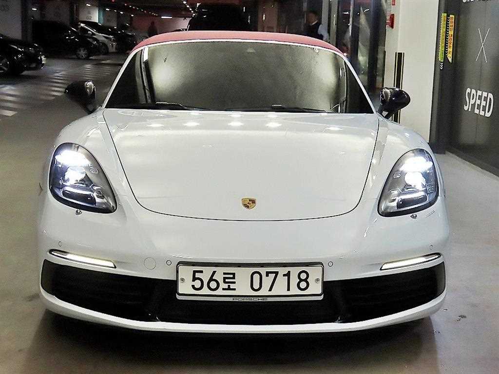 Porsche 718 - Vista 2