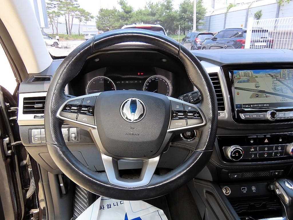 Ssangyong Rexton - Vista 10