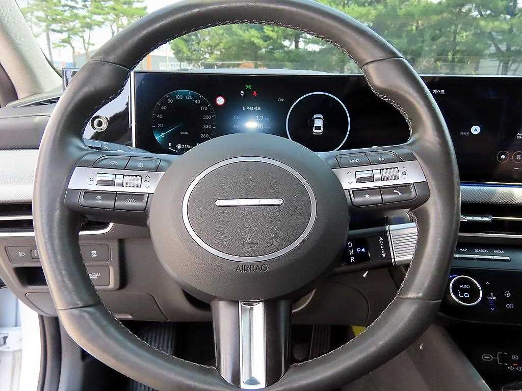 HYUNDAI Sonata - Vista 10