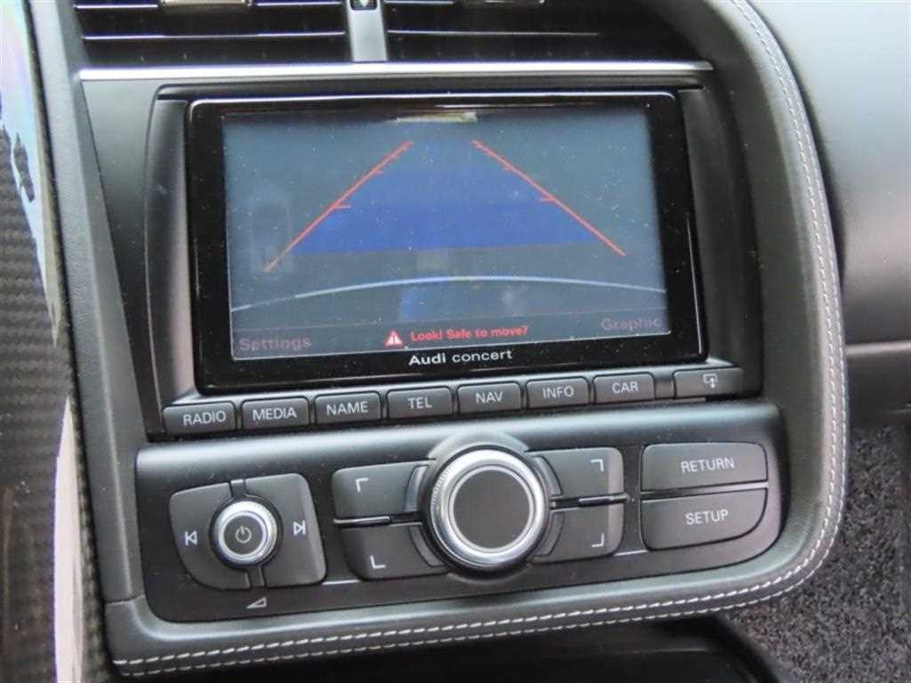 Audi R8 - Vista 12