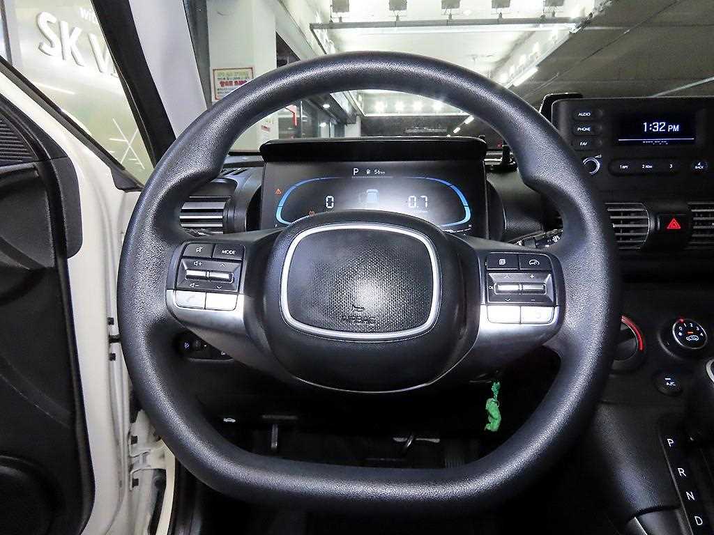 HYUNDAI Casper - Vista 10