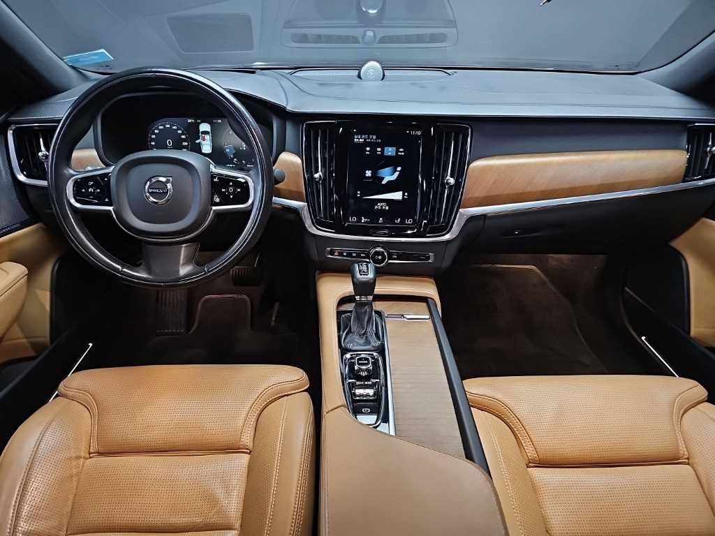 Volvo S90 - Vista 9