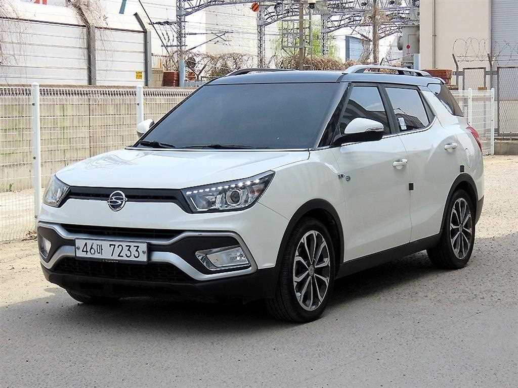 Ssangyong Tivoli - Vista 2