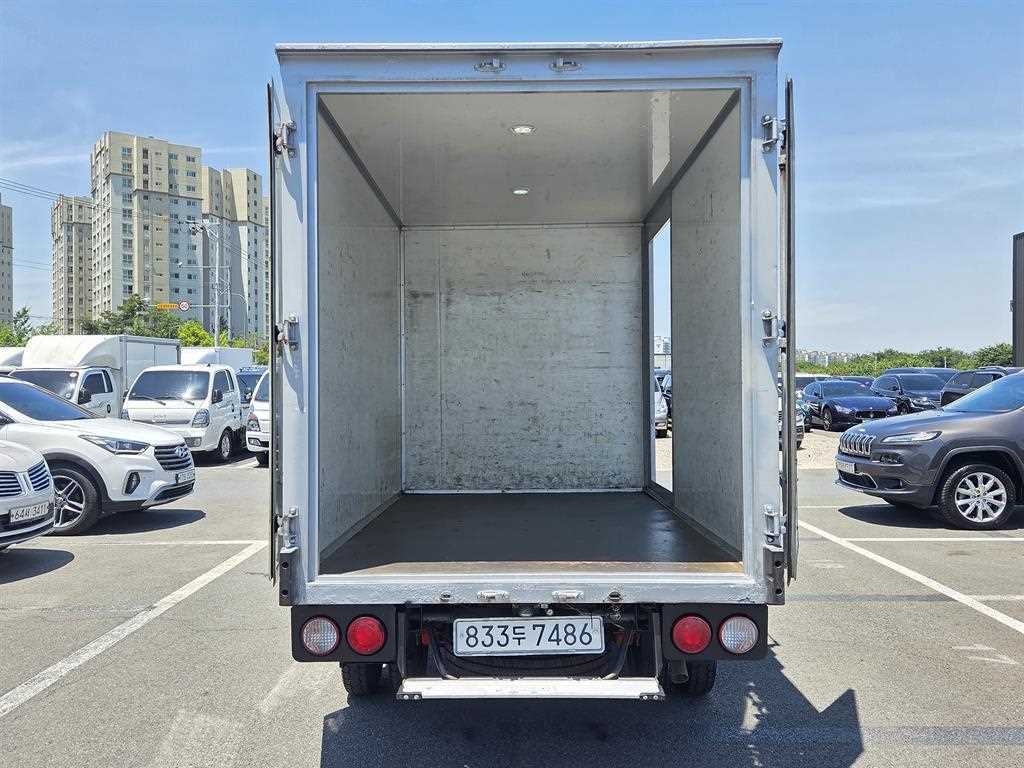 Small Truck Normal Box(High Deck) - Vista 7