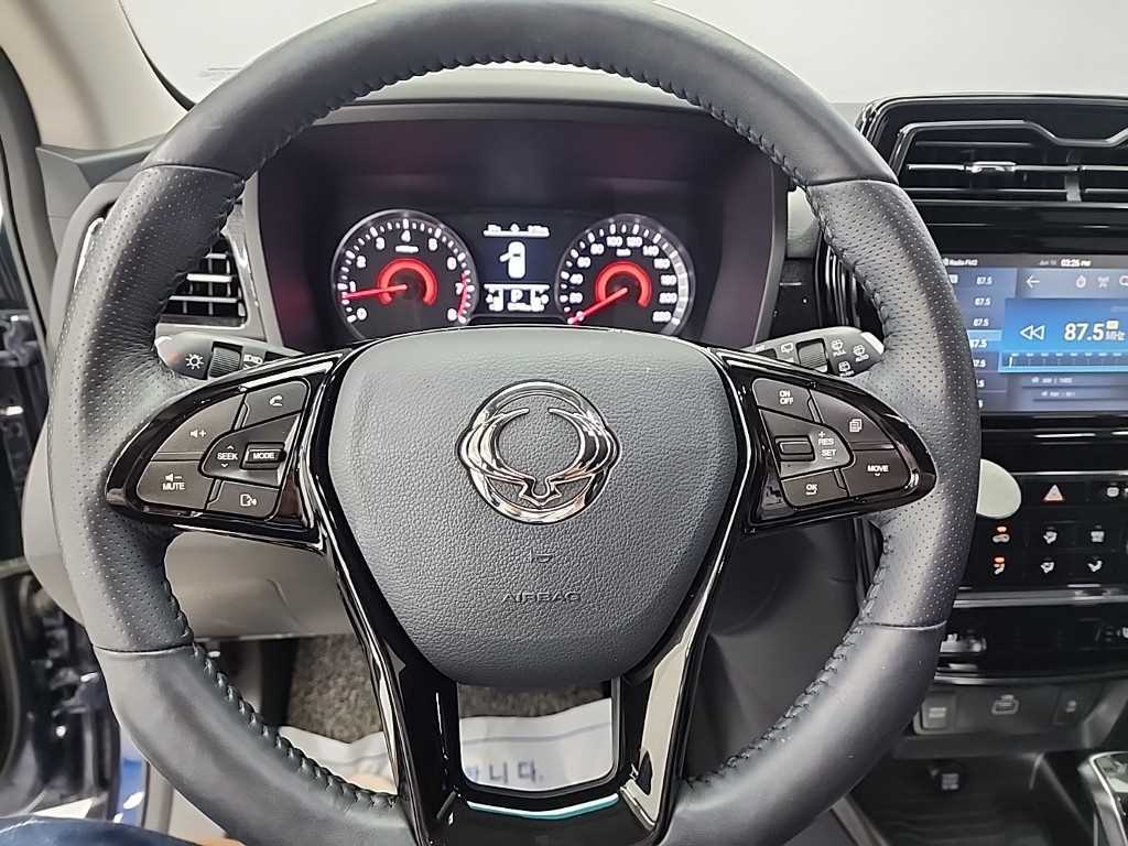 Ssangyong Tivoli - Vista 12
