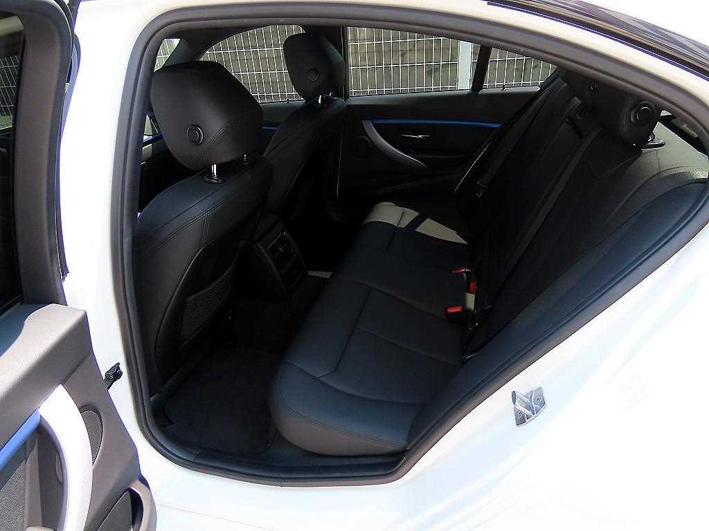 BMW 3 series - Vista 8