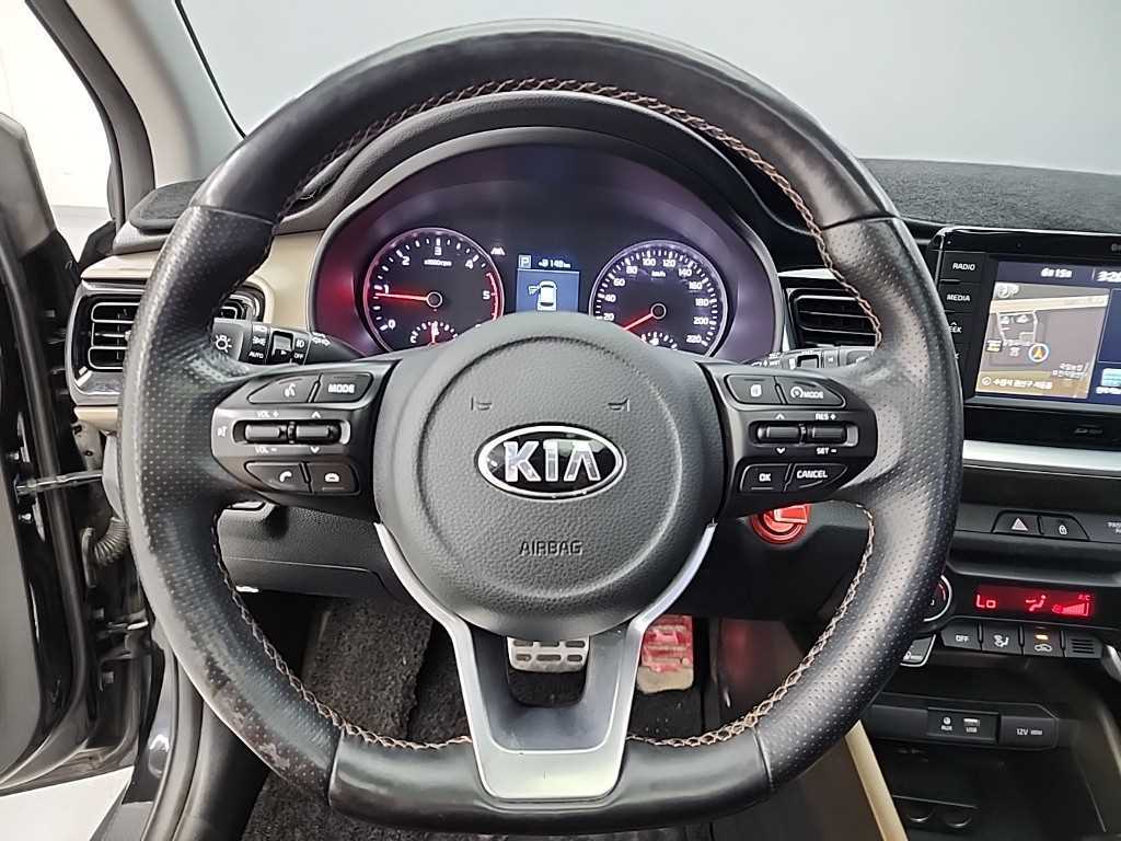 KIA Stonic - Vista 11