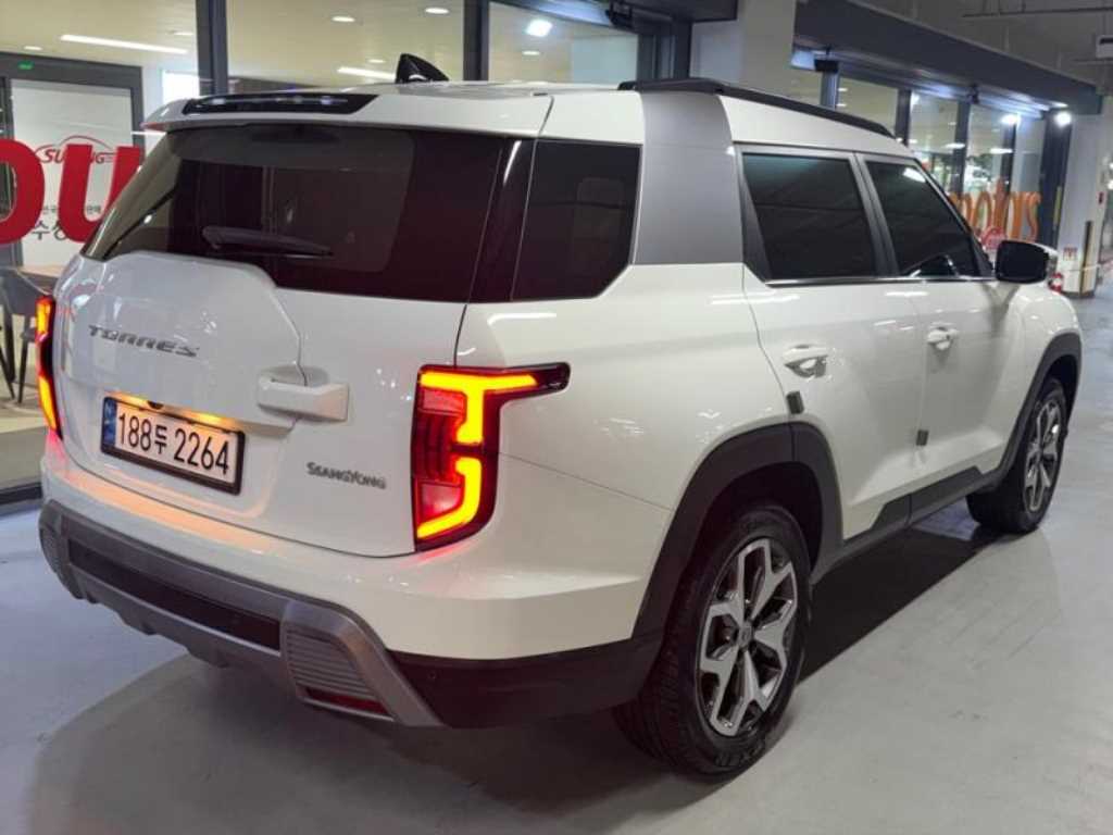 Ssangyong Torres - Vista 6