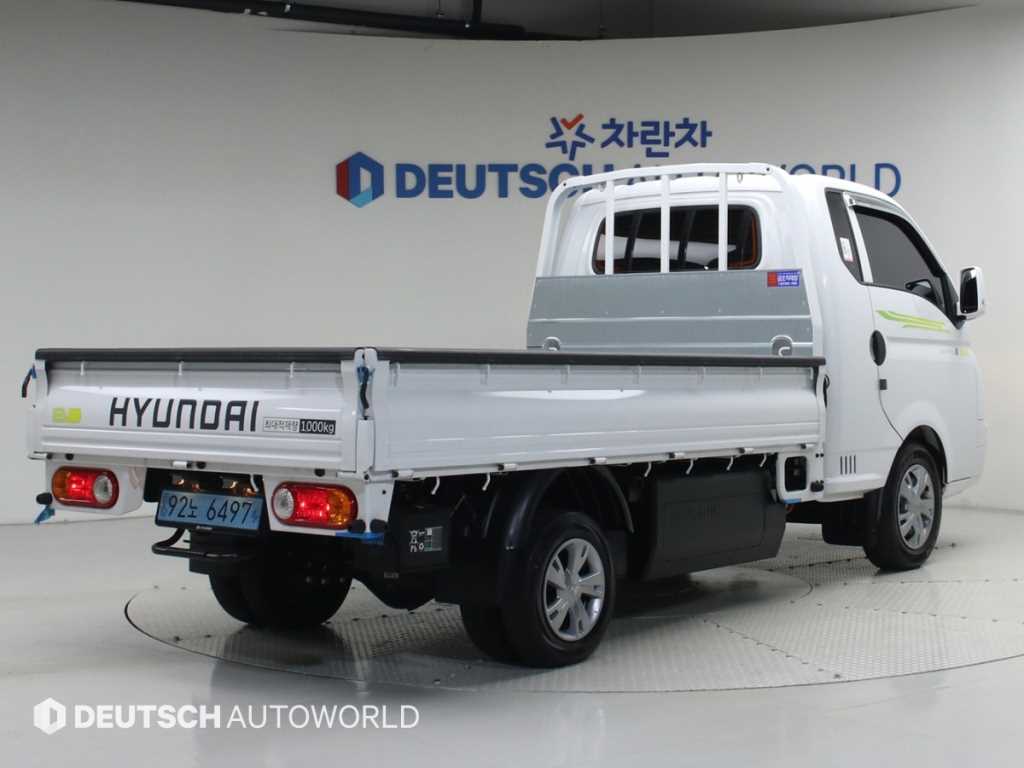 Small Truck Cargo (small) - Vista 2