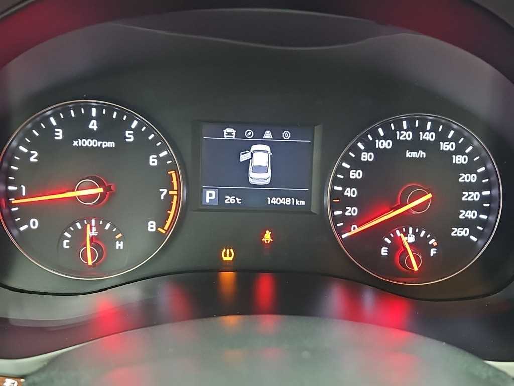 KIA K7 - Vista 8
