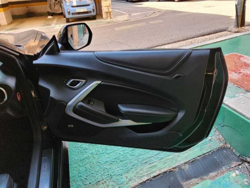 Chevrolet Camaro 2017 Negro - Importación desde Corea - HF Imports Iquique - Foto 15