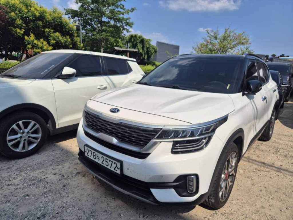 KIA Seltos - Vista 2
