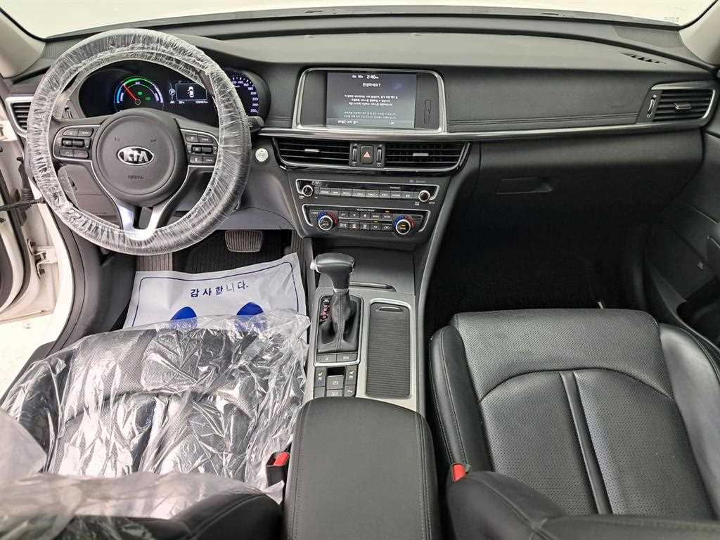 KIA K5 - Vista 8