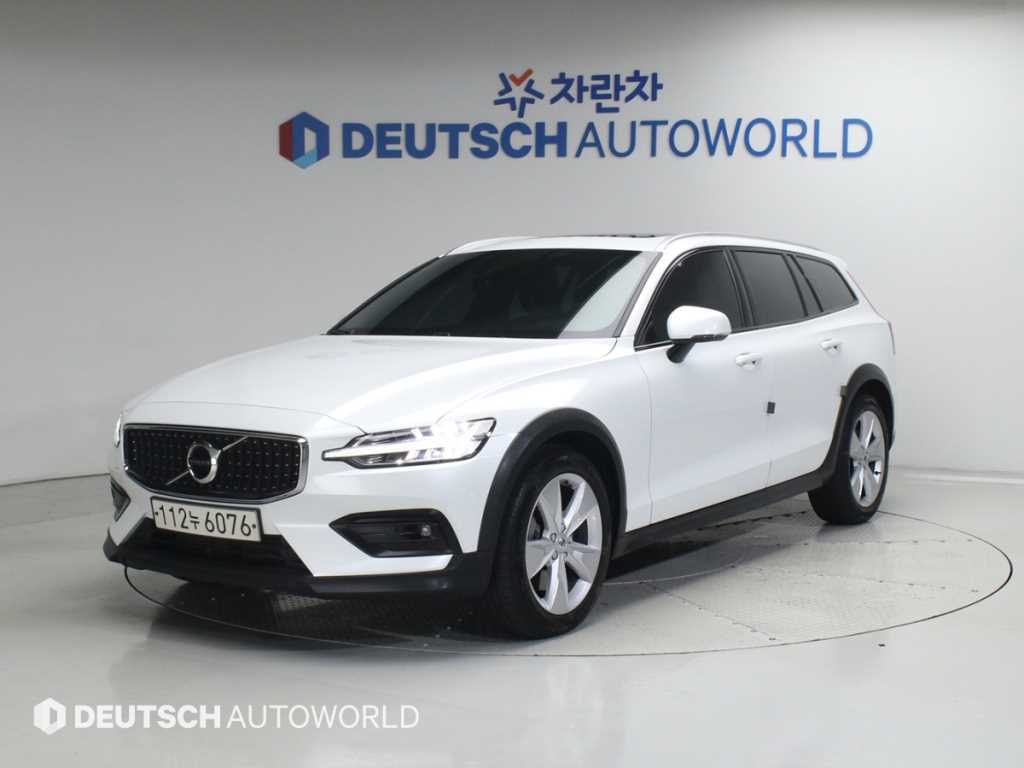 Volvo V60 2020 Blanco - Importación desde Corea - HF Imports Iquique - Foto 1