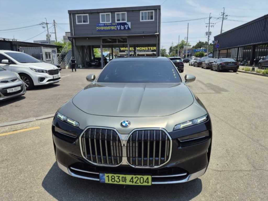 BMW 7 Series 2023 Gris - Importación desde Corea - HF Imports Iquique - Foto 1