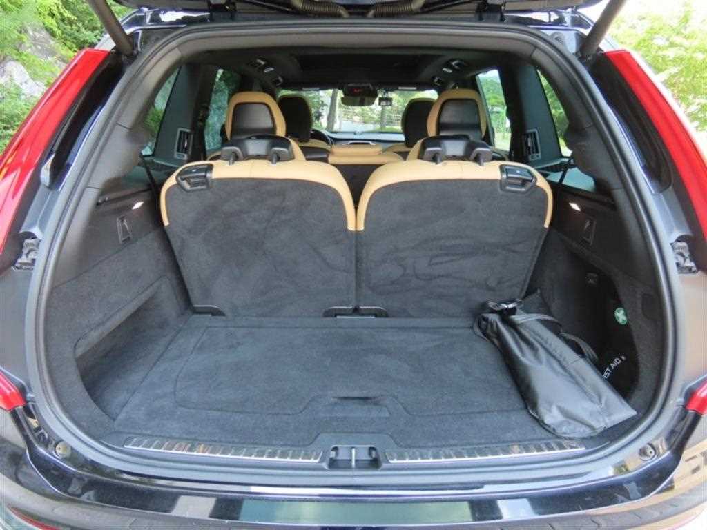 Volvo XC90 2019 Negro - Importación desde Corea - HF Imports Iquique - Foto 20