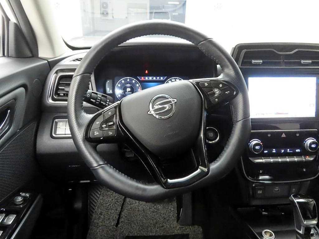 Ssangyong Tivoli - Vista 9