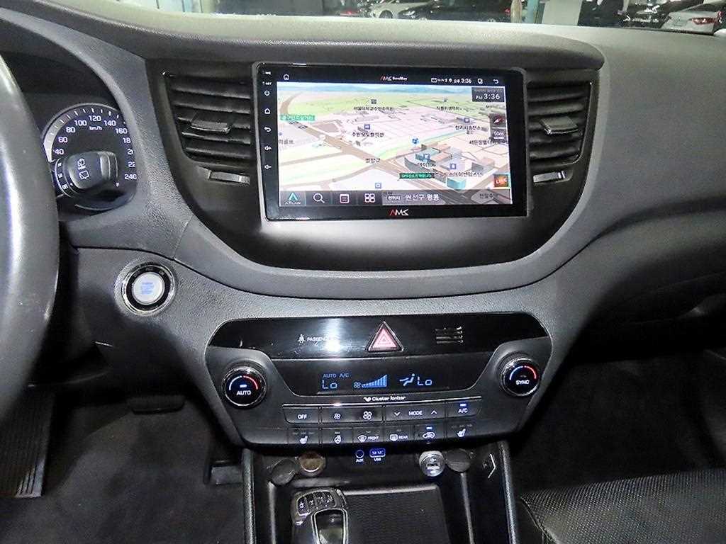 HYUNDAI Tucson 2016 Blanco - Importación desde Corea - HF Imports Iquique - Foto 13