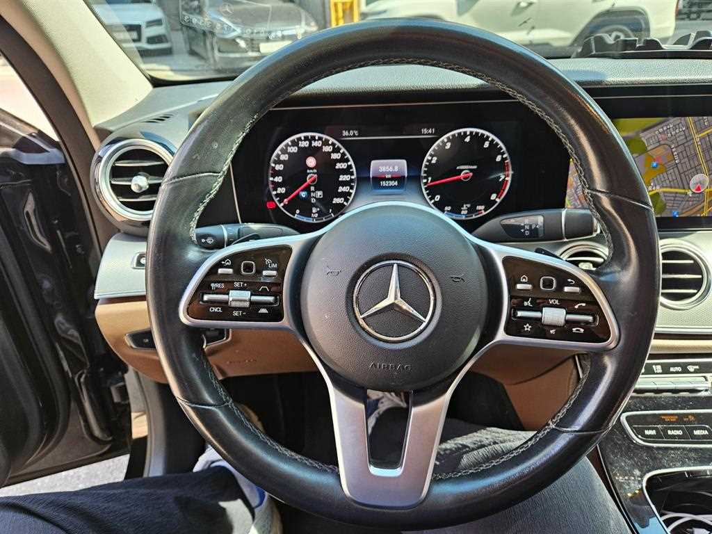 Mercedes Benz E class 2020 Negro - Importación desde Corea - HF Imports Iquique - Foto 14