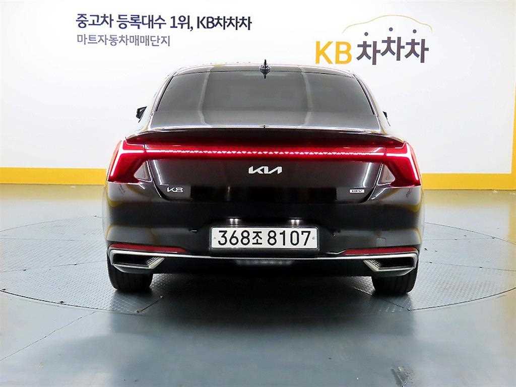 KIA K8 - Vista 3